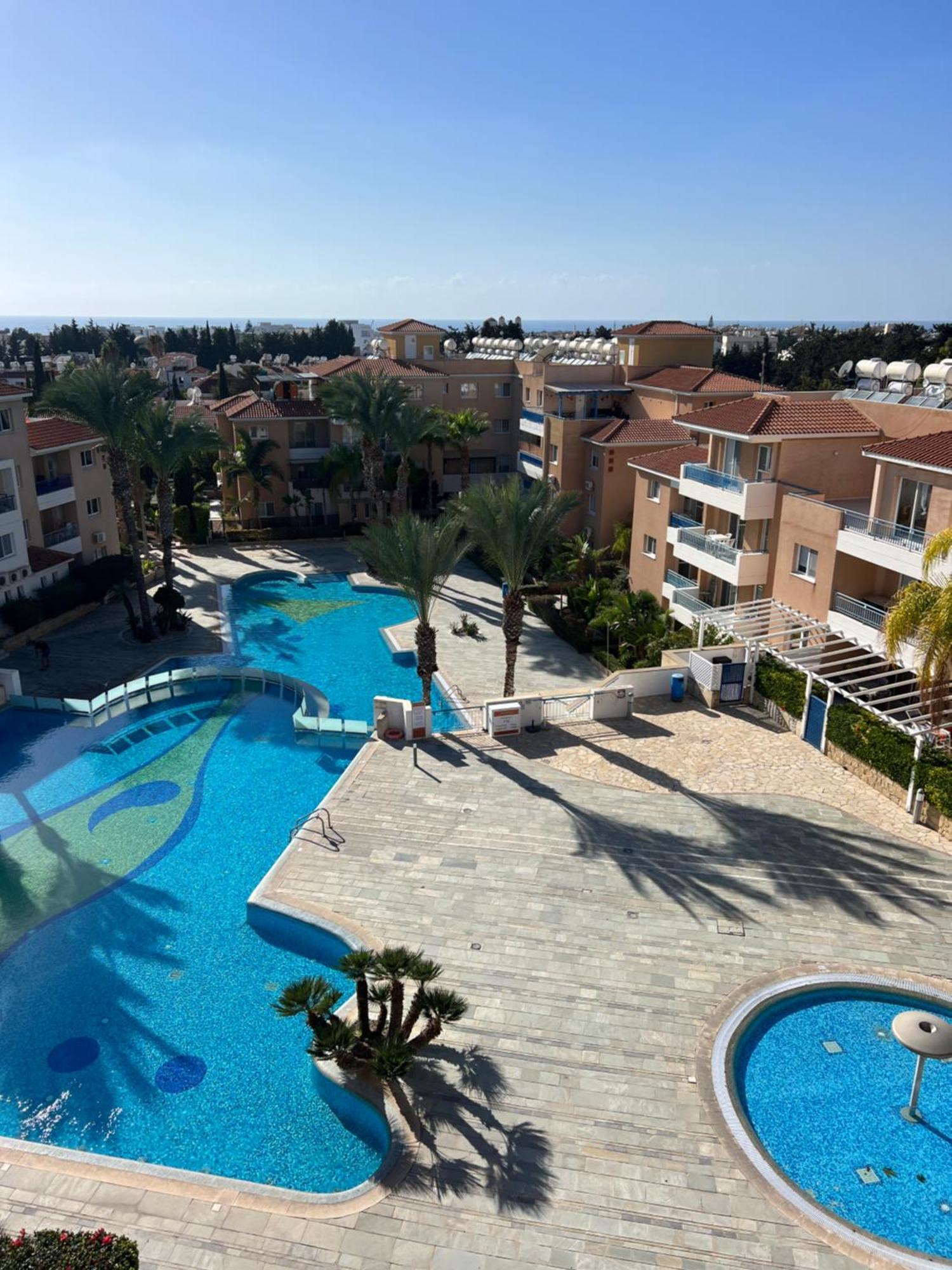 Iris Village Grand Apartment Pafos Dış mekan fotoğraf