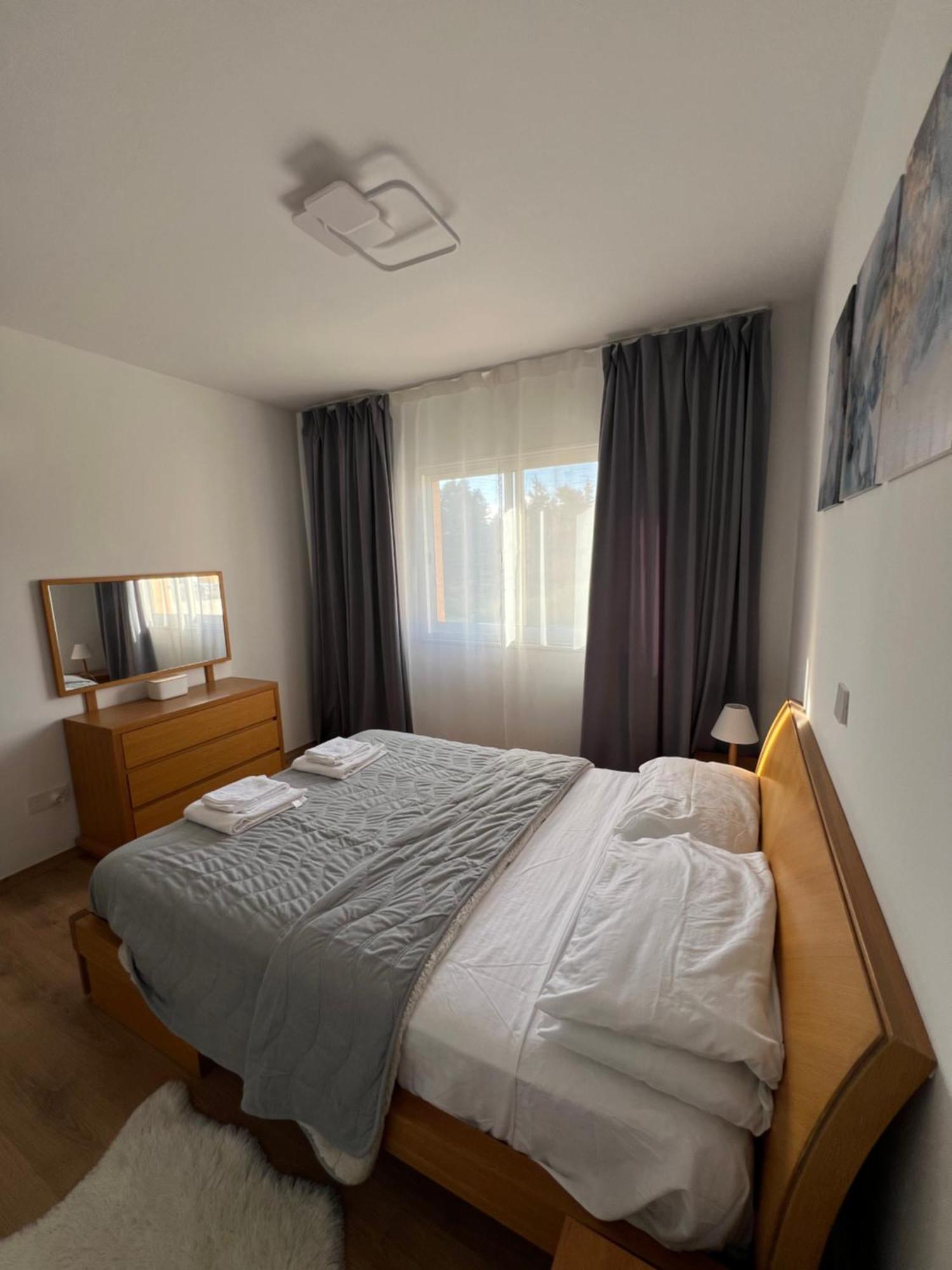 Iris Village Grand Apartment Pafos Dış mekan fotoğraf