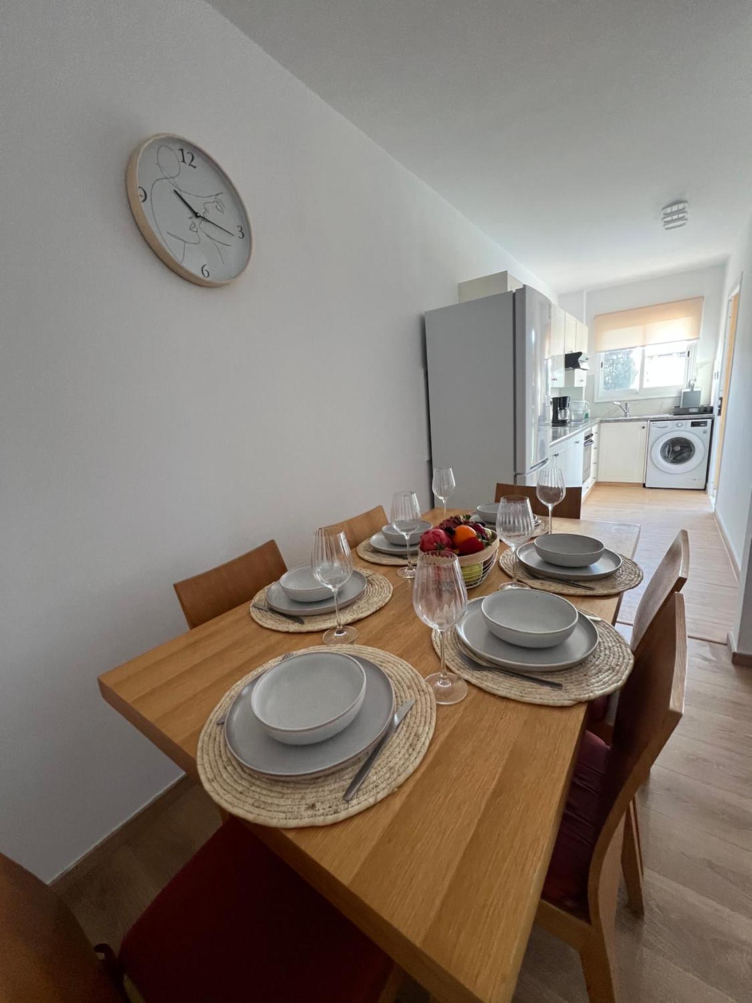 Iris Village Grand Apartment Pafos Dış mekan fotoğraf
