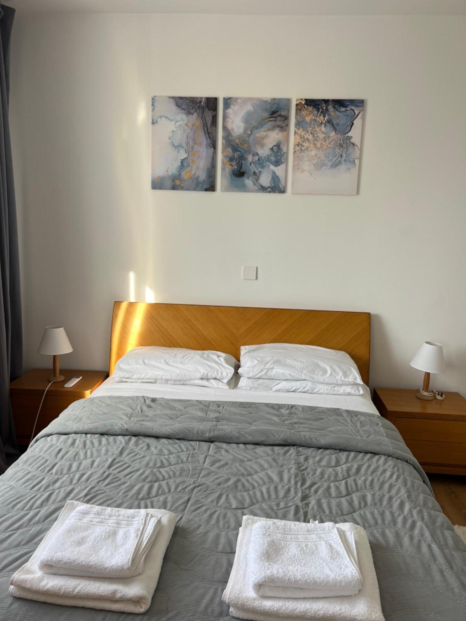 Iris Village Grand Apartment Pafos Dış mekan fotoğraf