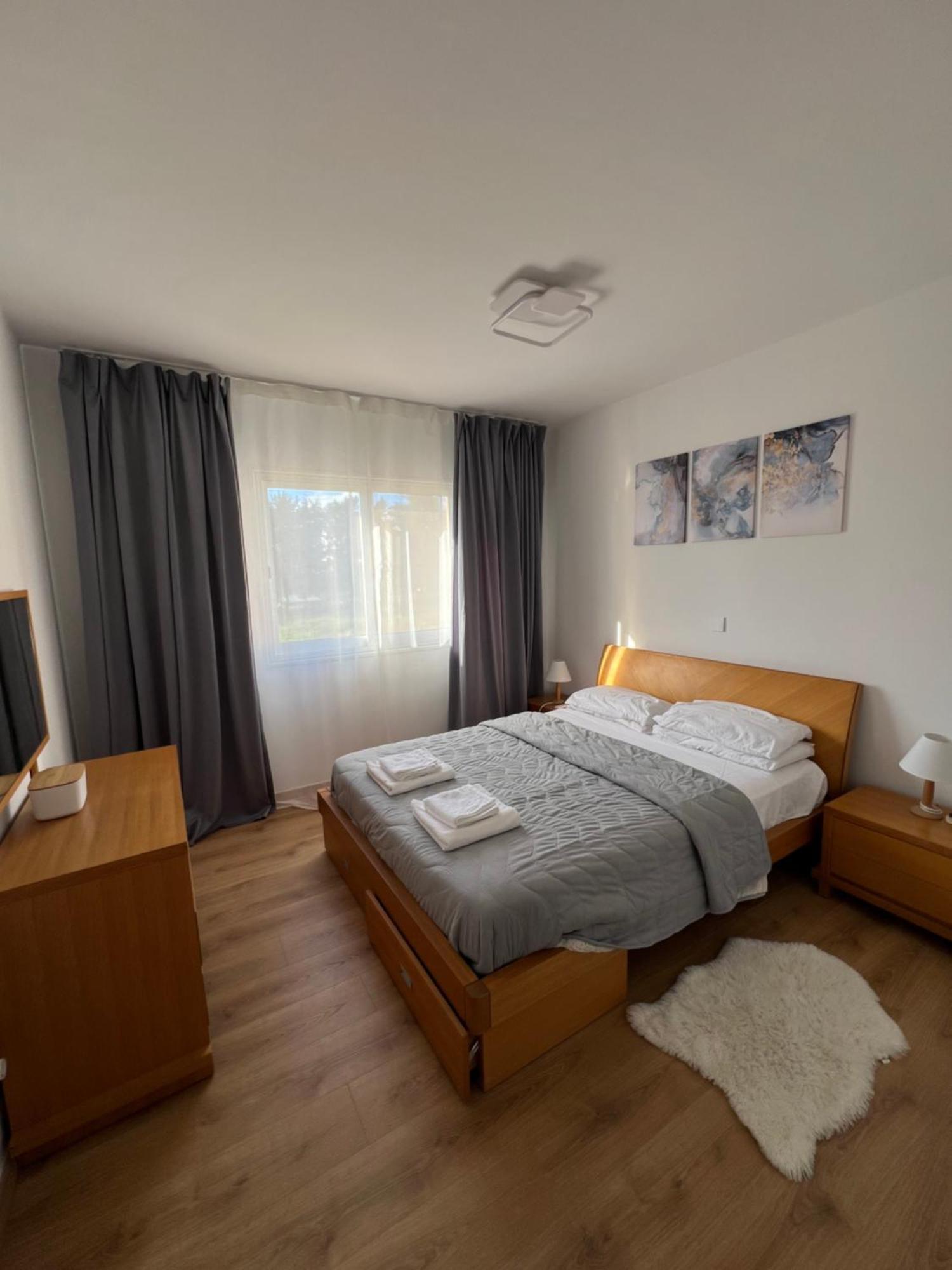 Iris Village Grand Apartment Pafos Dış mekan fotoğraf