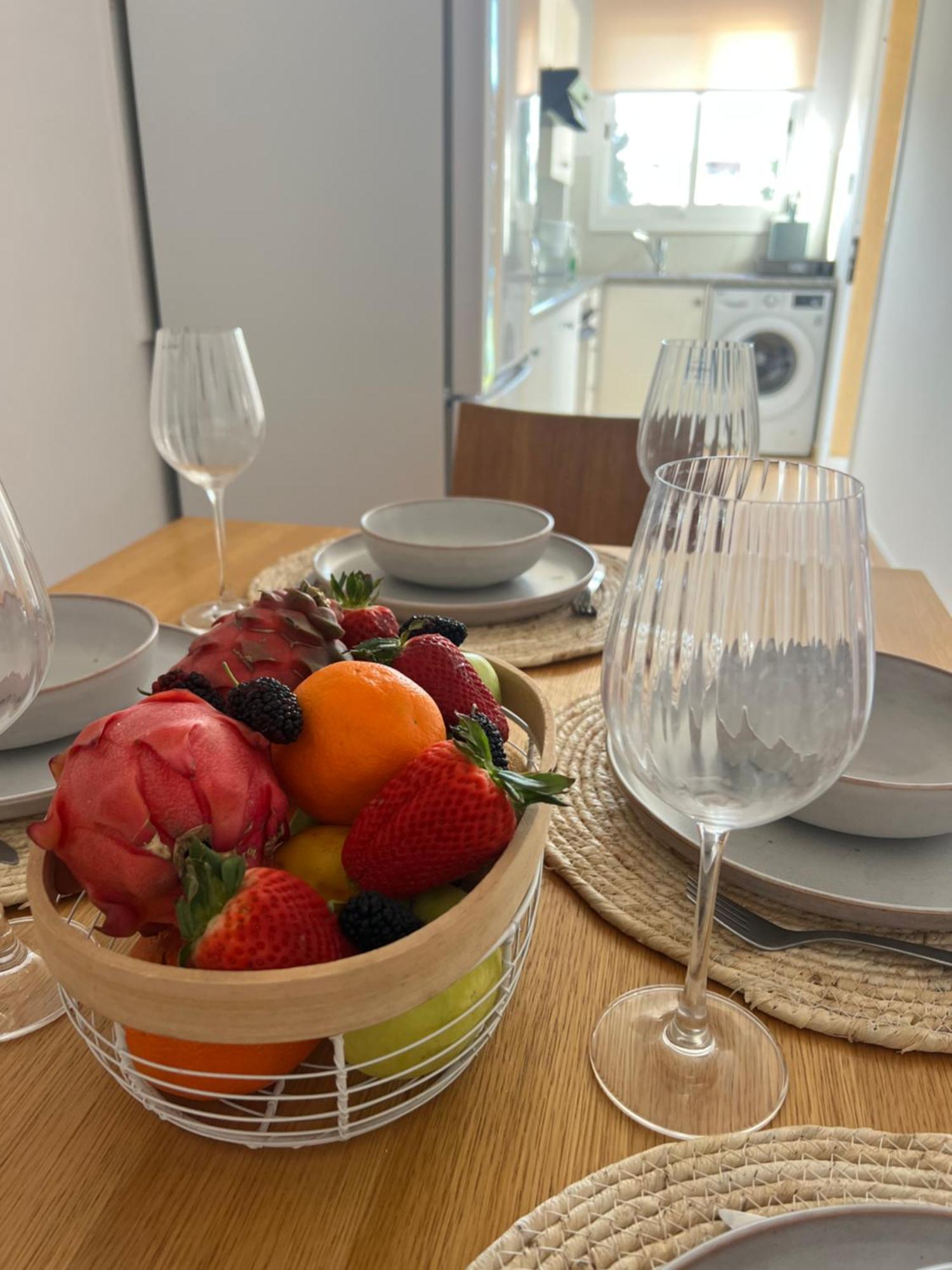 Iris Village Grand Apartment Pafos Dış mekan fotoğraf